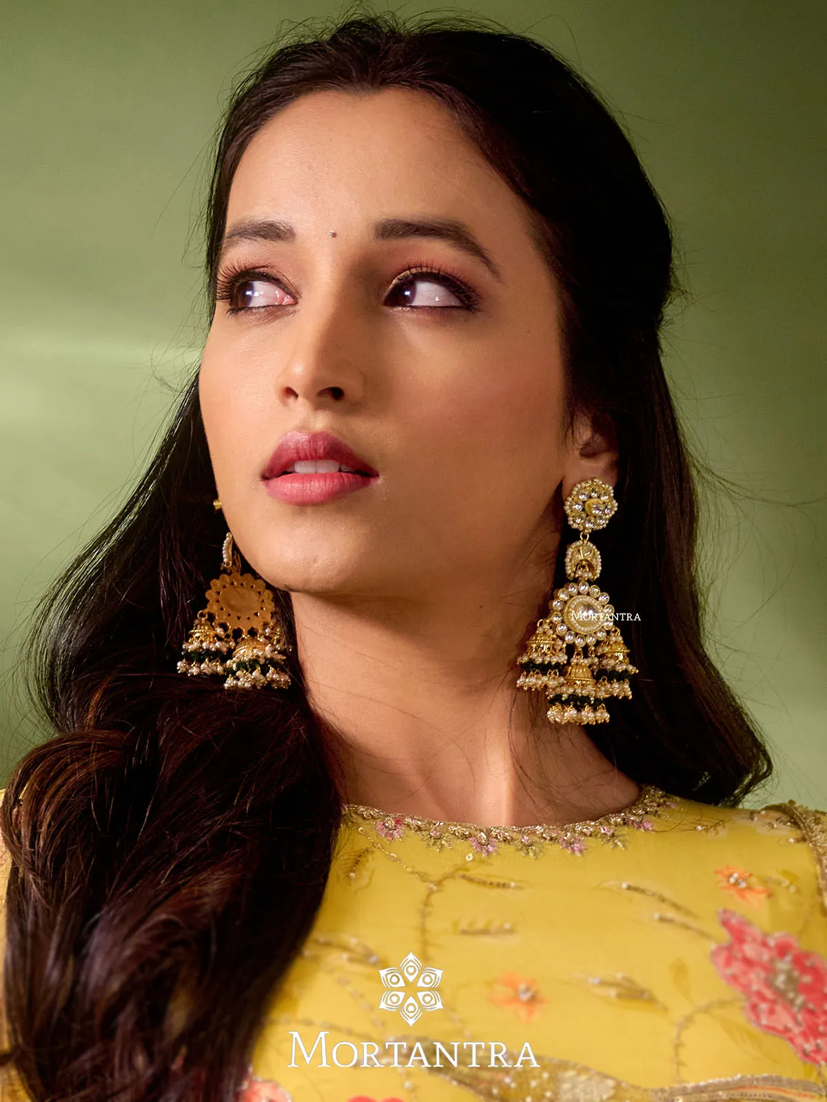 Anushka Sharma in Green Color Gold Plated Jadau Kundan Earrings - ME476