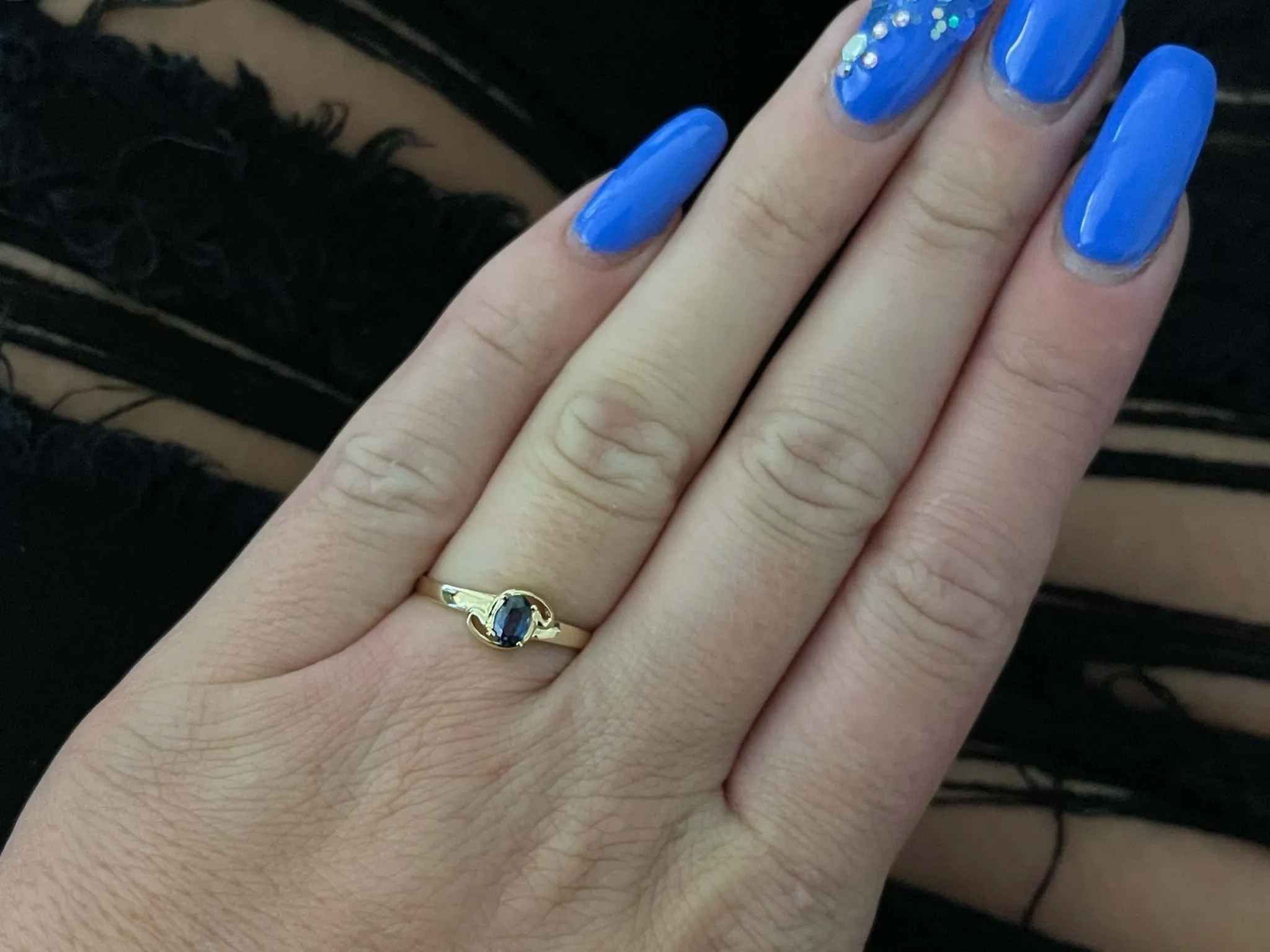Blue Sapphire Ring in 14k Yellow Gold
