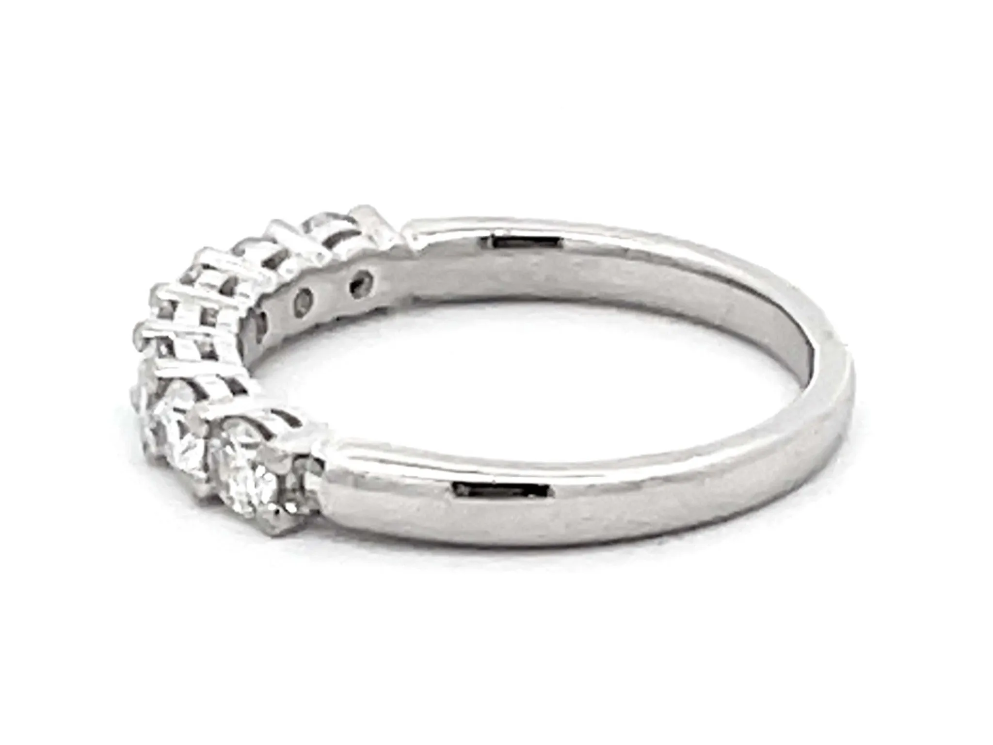 G, VS, 7 Diamond Band Ring Platinum