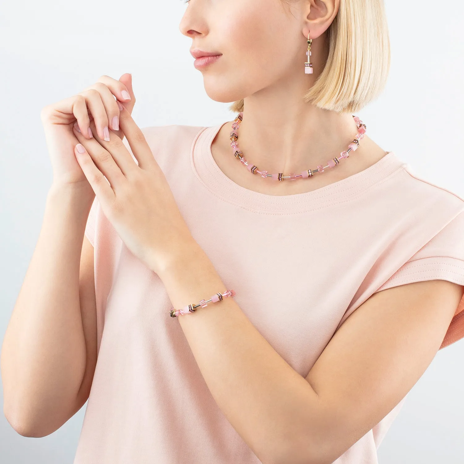 GeoCUBE? Iconic Mono Gold bracelet pink