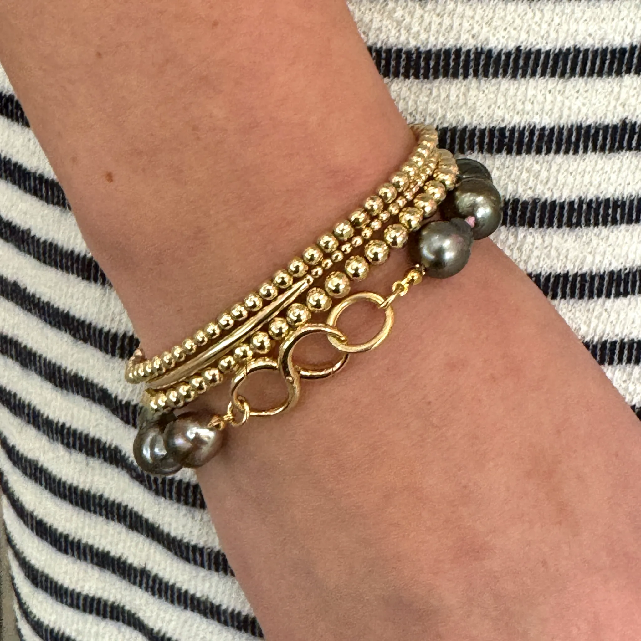 Gray Baroque Pearl Bracelet with Gold Infinity Clasp