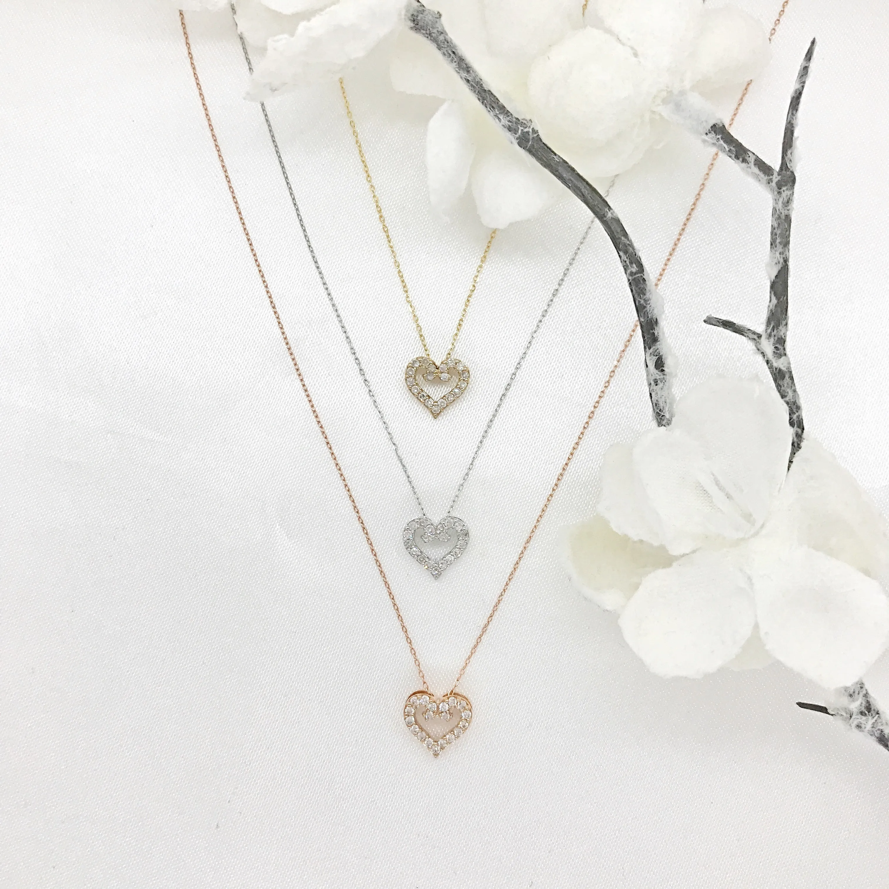 Icicles 10k Gold Diamond Heart Necklace