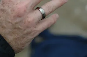 Knife Edge 7mm Wide Titanium Band