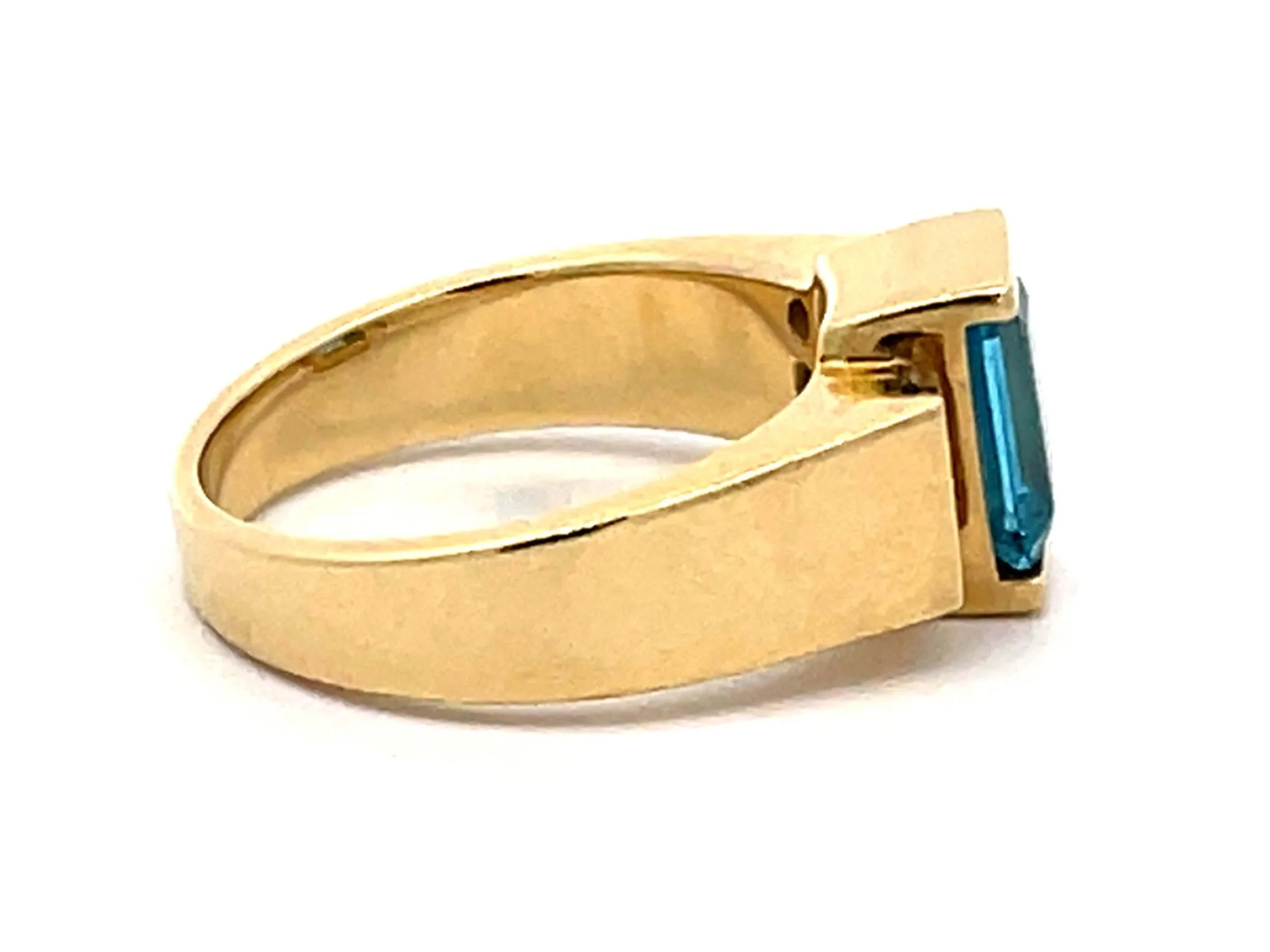 Light Blue Topaz and Diamond Ring in 14k Yellow Gold