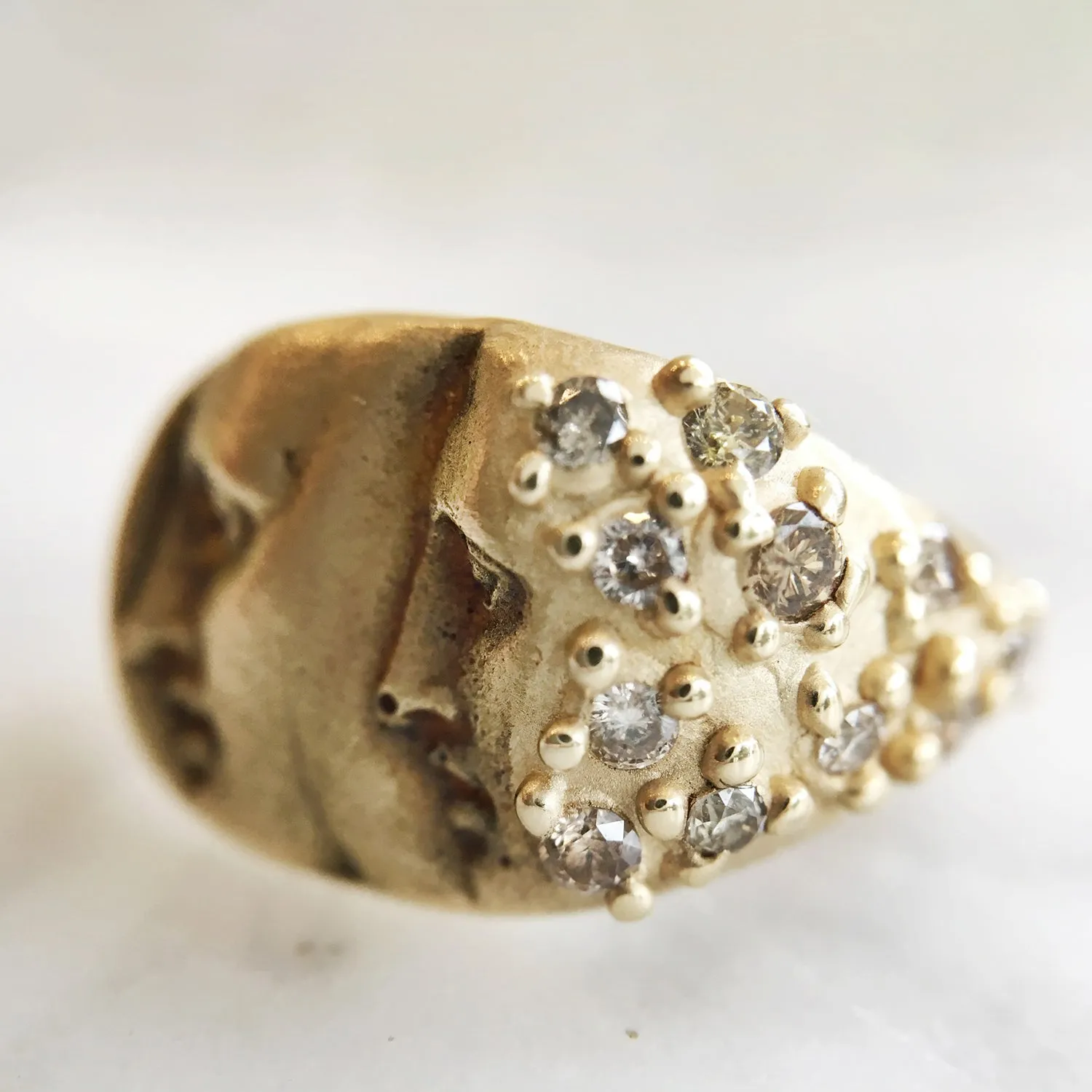 Memories Discovery Ring