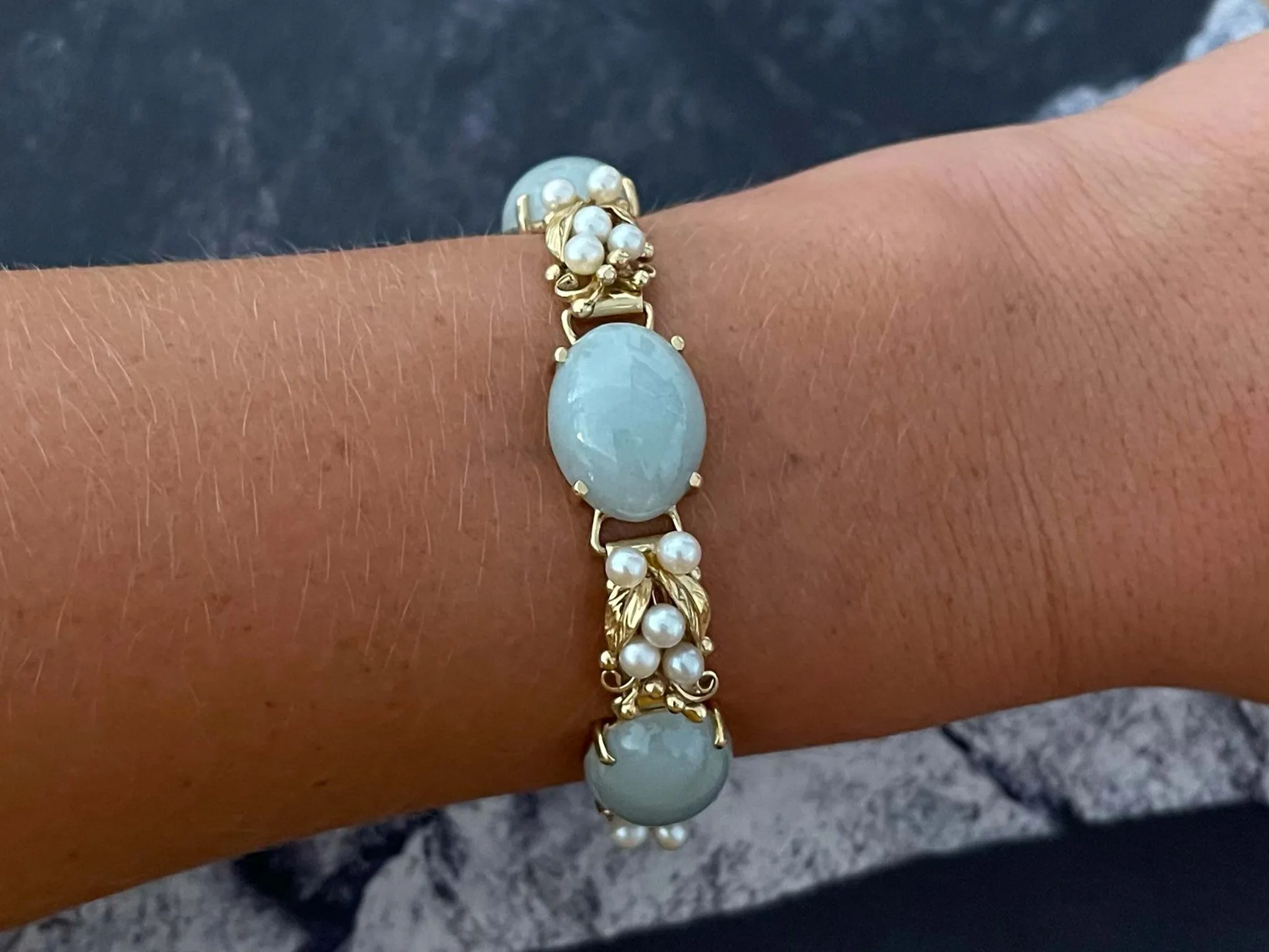 Mings Hawaii Oval Jade and Pearl Leaf Bracelet in 14K Yellow Gold
