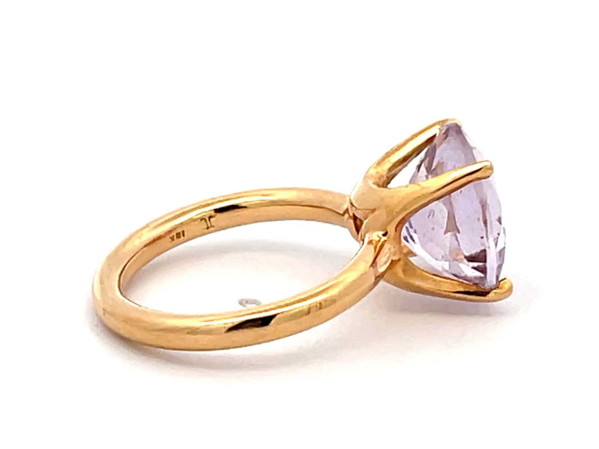 Morganite Ring in 18k Yellow Gold