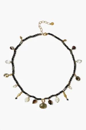 Nautilus Charm Necklace Black Mix