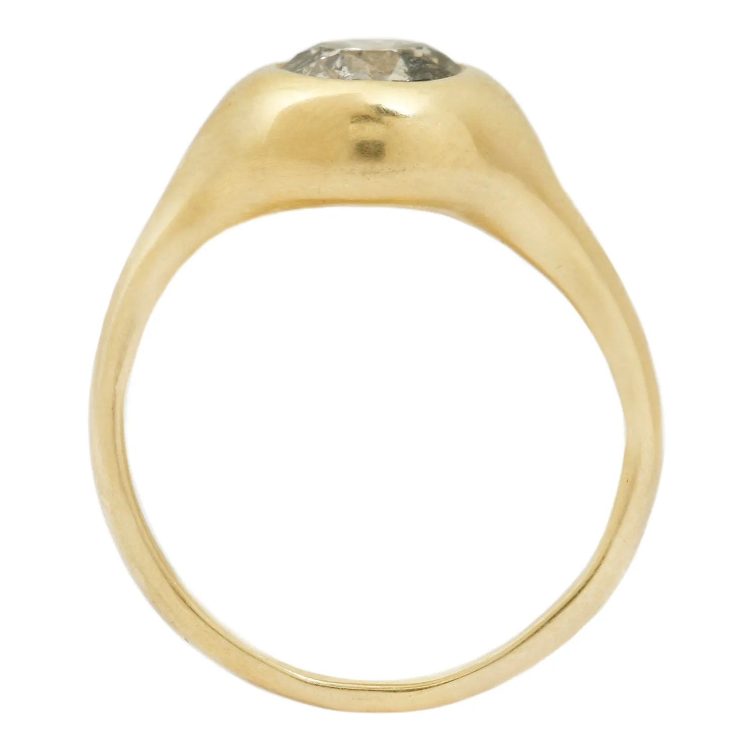 Round Diamond Swell Ring