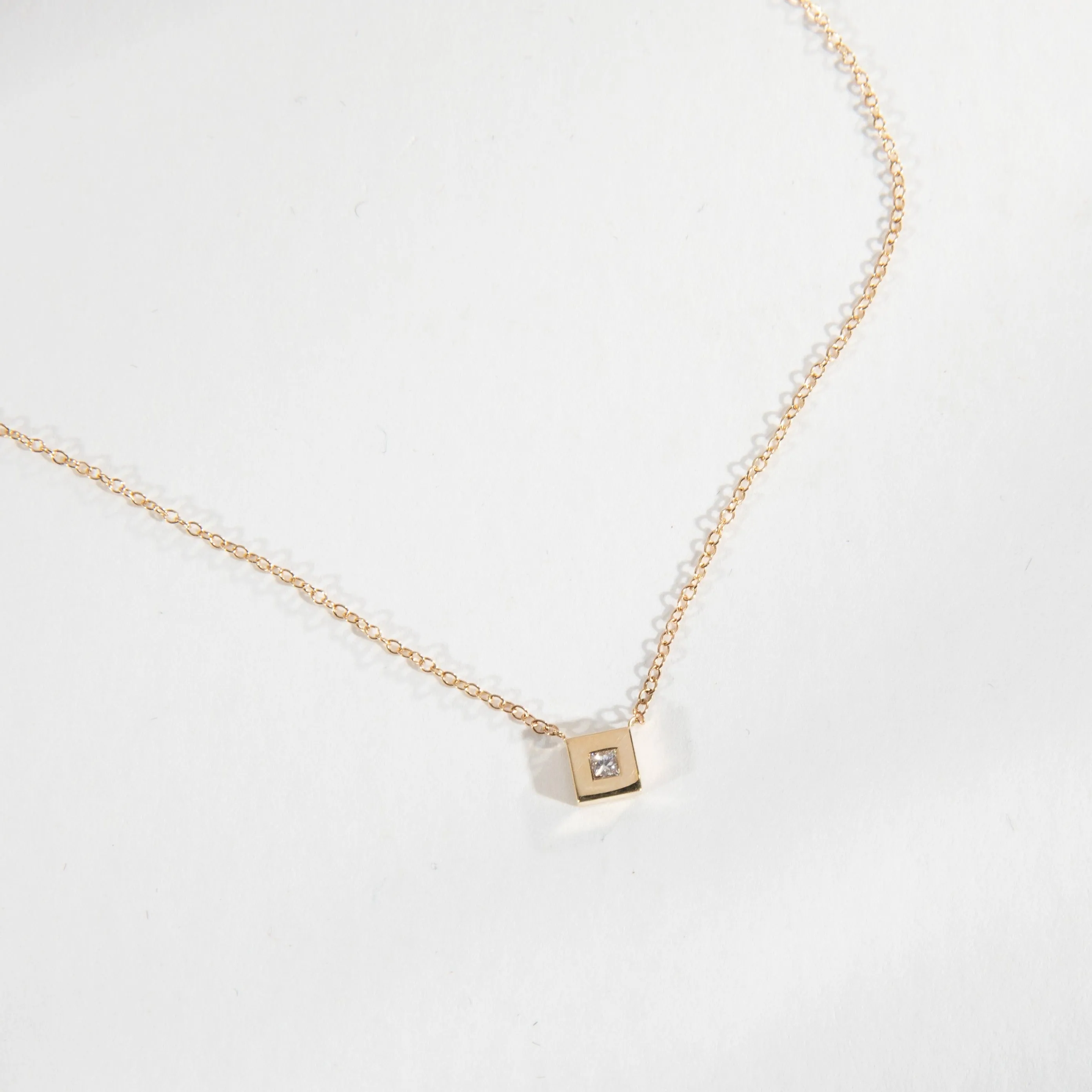 Sada Necklace with Lab-grown diamond