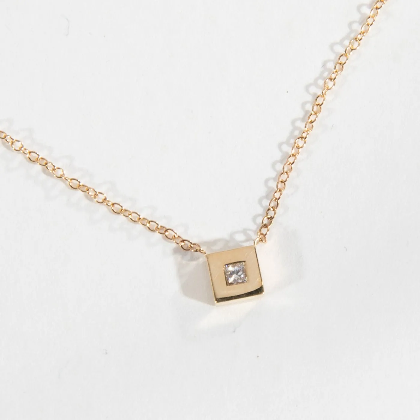 Sada Necklace with Lab-grown diamond