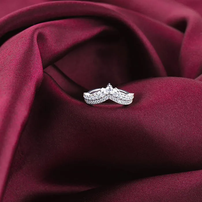 Silver Tiara Vanki Ring